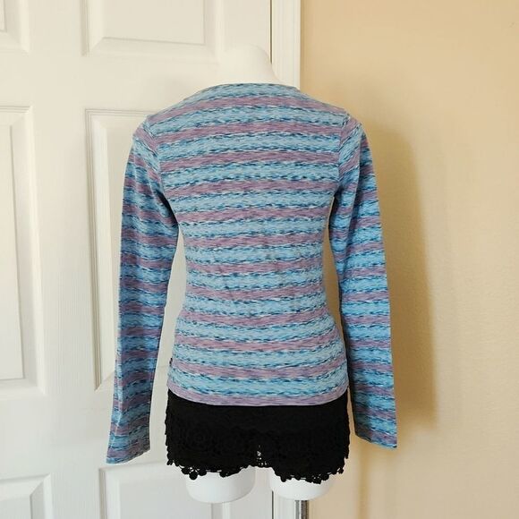 The North Face A5 Series surplice neckline LS top - Picture 4 of 12